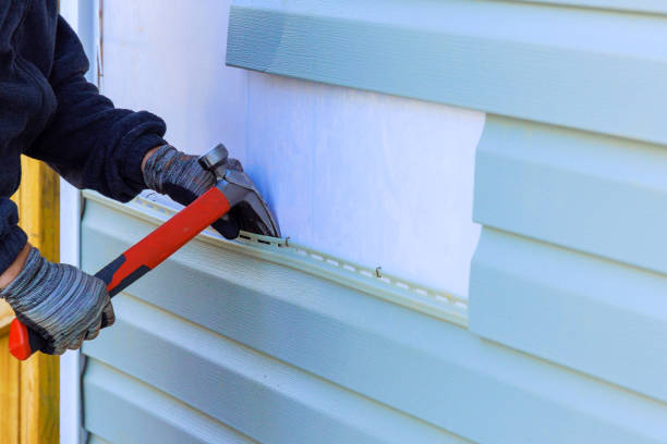 Reliable Storm Damage Siding Repair contractor in Robbins, IL by Squared Siding
